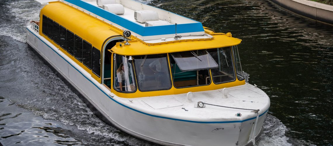 friendship-boat-repainting-yellow-3.jpg