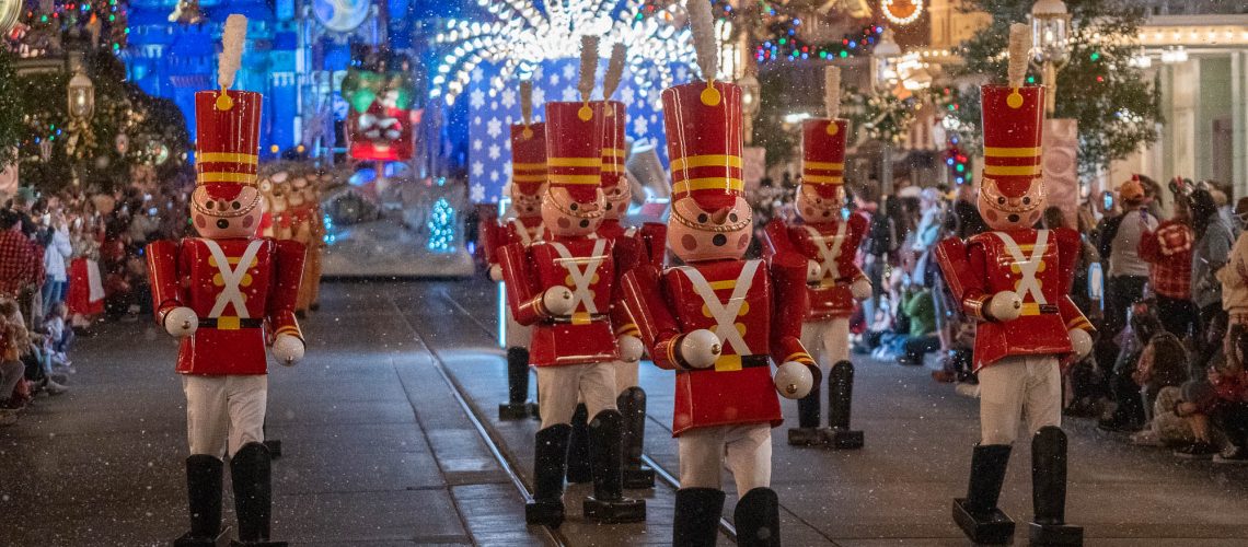 mickey-once-upon-a-christmastime-parade-2021-17.jpg